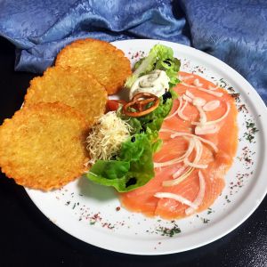 Kartoffelpuffer mit R�ucherlachs